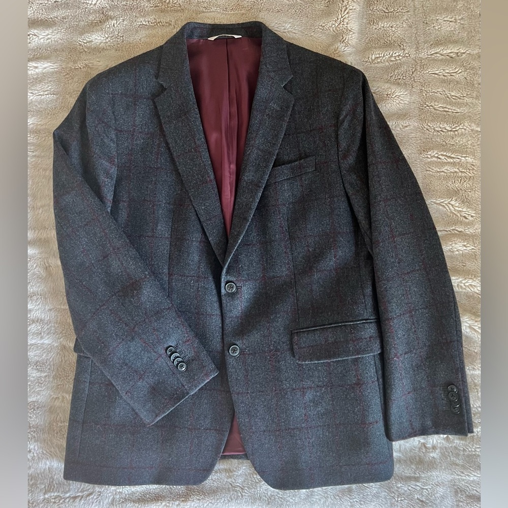 Banana Republic Slim Fit Charcoal & Burgundy Blazer, Italian Wool size 42S